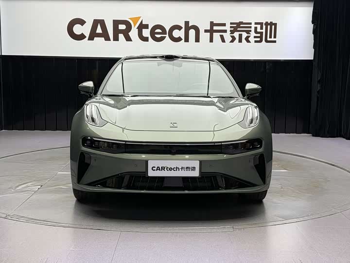 Фото 2 - Zeekr 001