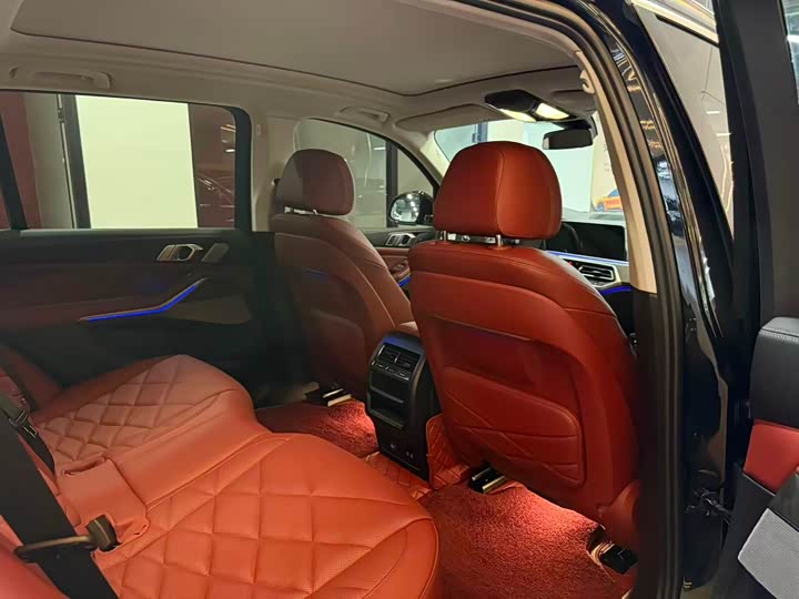 Фото 17 - BMW X5