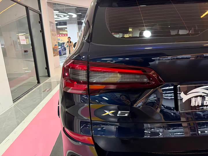 Фото 21 - BMW X5