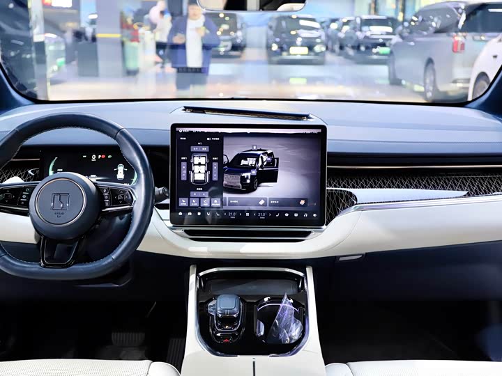 Фото 18 - Zeekr 009