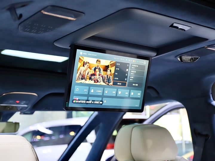 Фото 20 - Zeekr 009