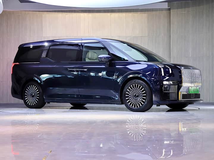 Фото 3 - Zeekr 009