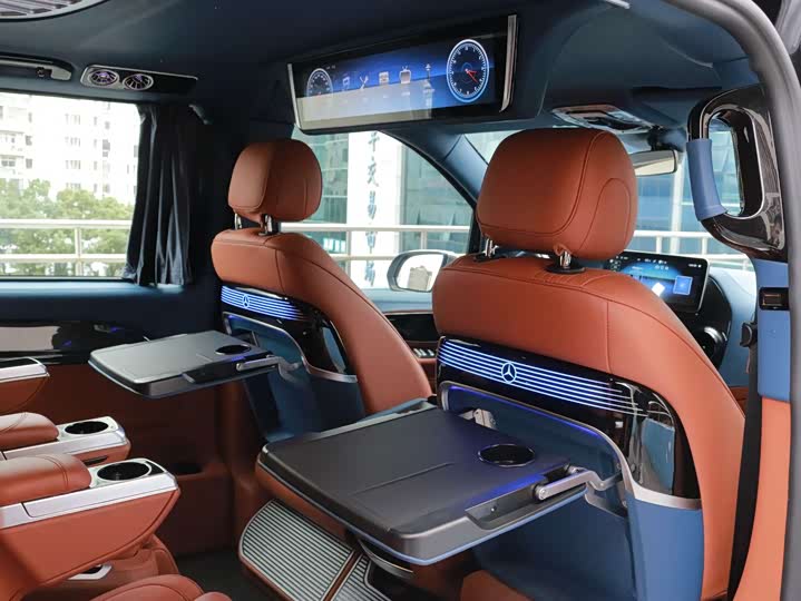 Фото 9 - Mercedes-Benz Vito