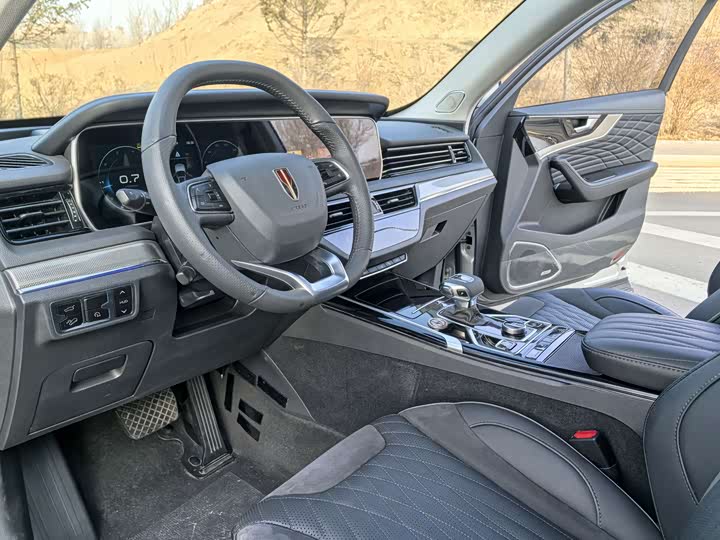 Фото 10 - Hongqi HS5