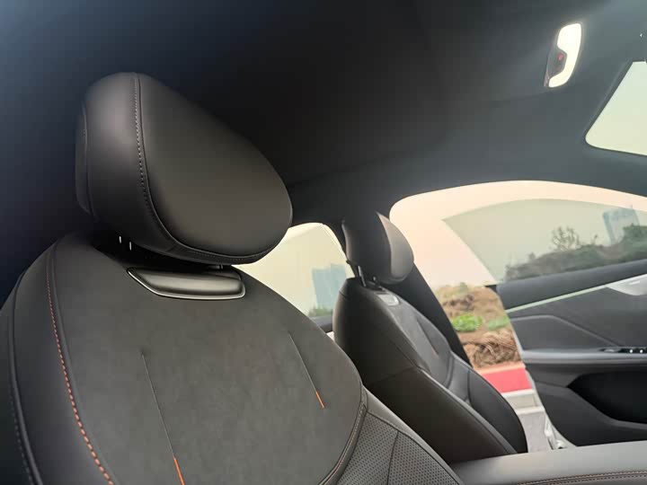 Фото 17 - Changan Deepal S05