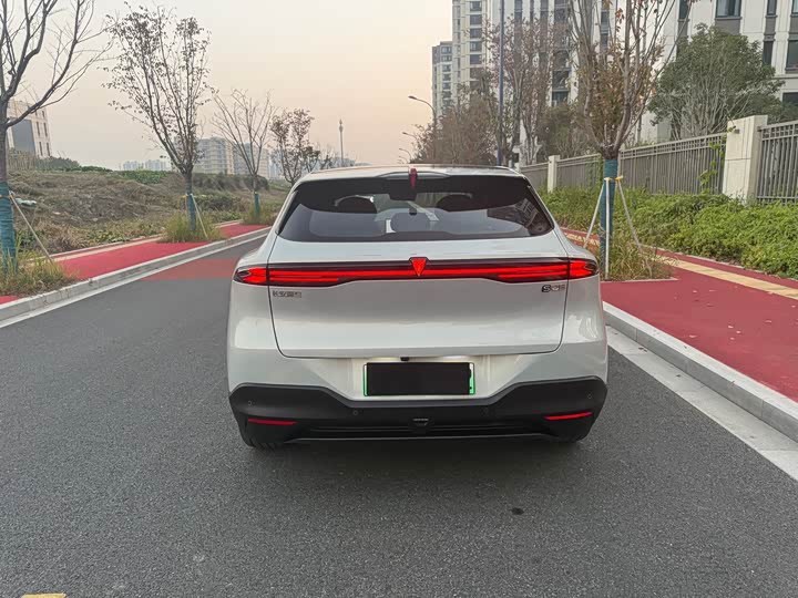 Фото 6 - Changan Deepal S05