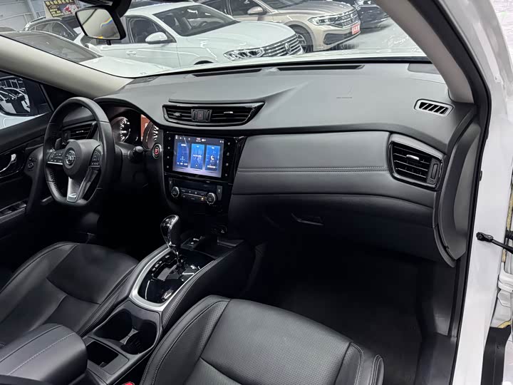 Фото 20 - Nissan X-Trail