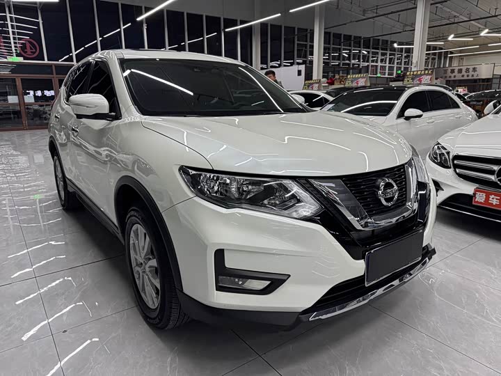 Фото 3 - Nissan X-Trail