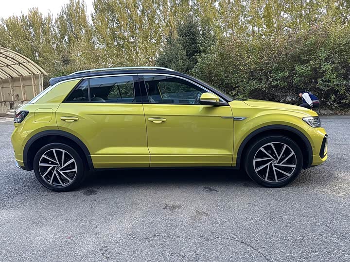 Фото 4 - Volkswagen T-Roc