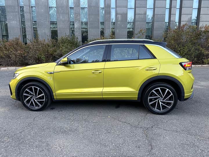Фото 6 - Volkswagen T-Roc