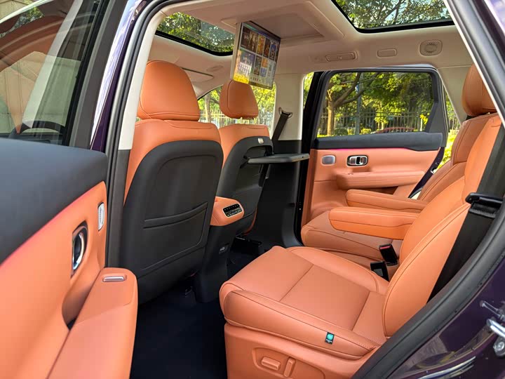 Фото 10 - Leapmotor C16