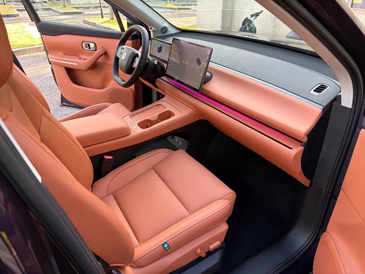 Фото 11 - Leapmotor C16