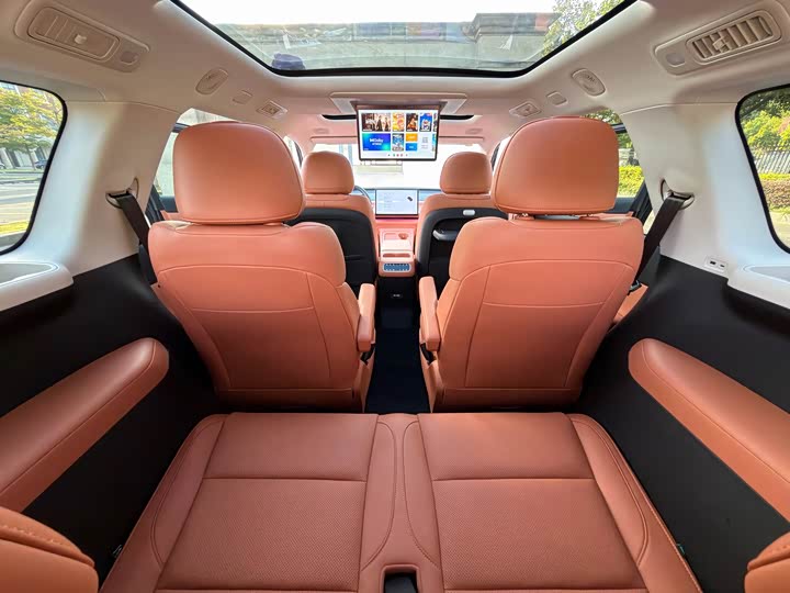 Фото 13 - Leapmotor C16