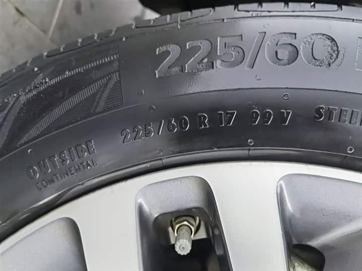 Фото 24 - Buick GL8 ES