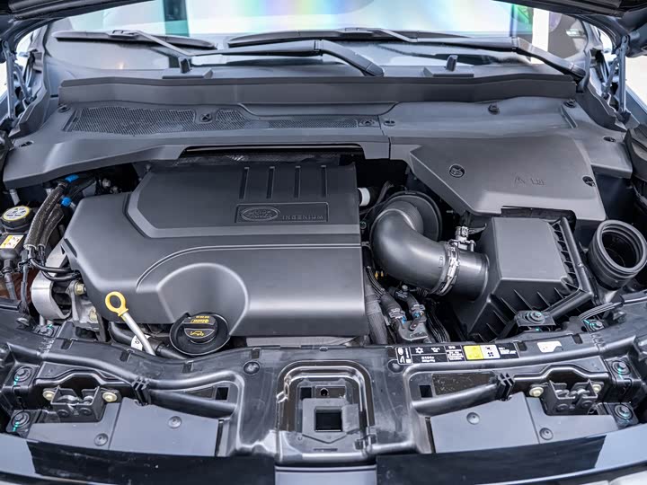 Фото 16 - Land Rover Discovery Sport