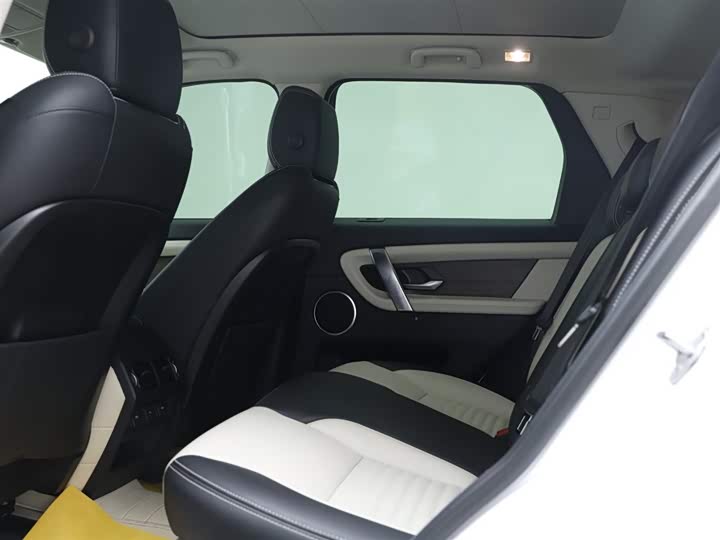 Фото 13 - Land Rover Discovery Sport Hybrid