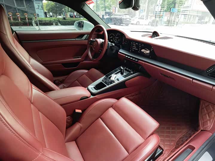 Фото 6 - Porsche 911