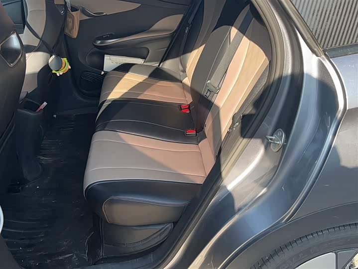 Фото 15 - BYD Dolphin