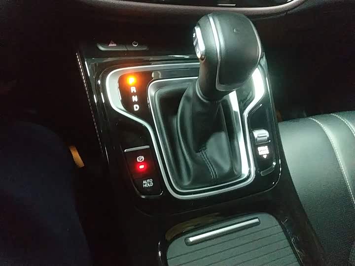 Фото 14 - GAC Trumpchi M6