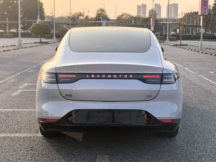 Фото 22 - Leapmotor C01