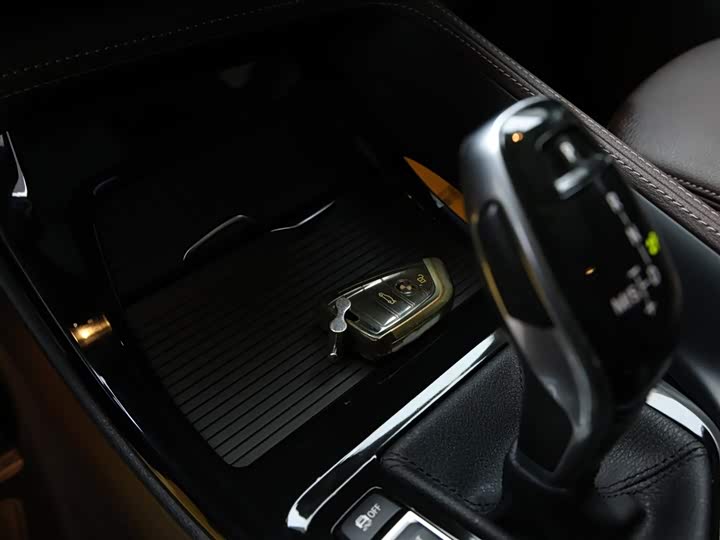 Фото 12 - BMW X2