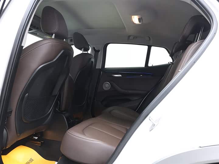 Фото 13 - BMW X2