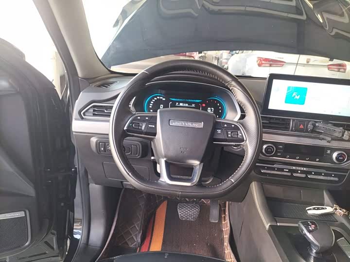 Фото 11 - Jetour X70S