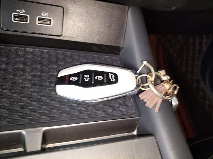 Фото 9 - Jetour X70S