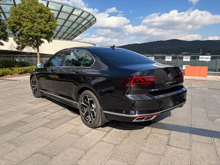 Фото 6 - Volkswagen Magotan