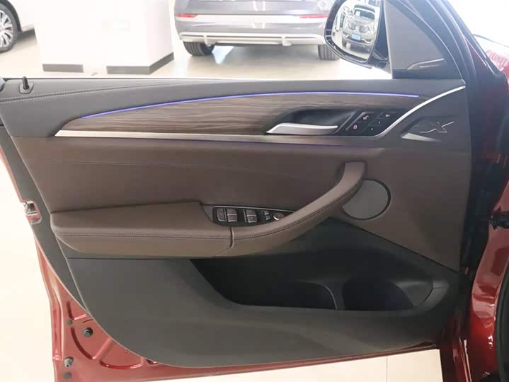 Фото 12 - BMW X3