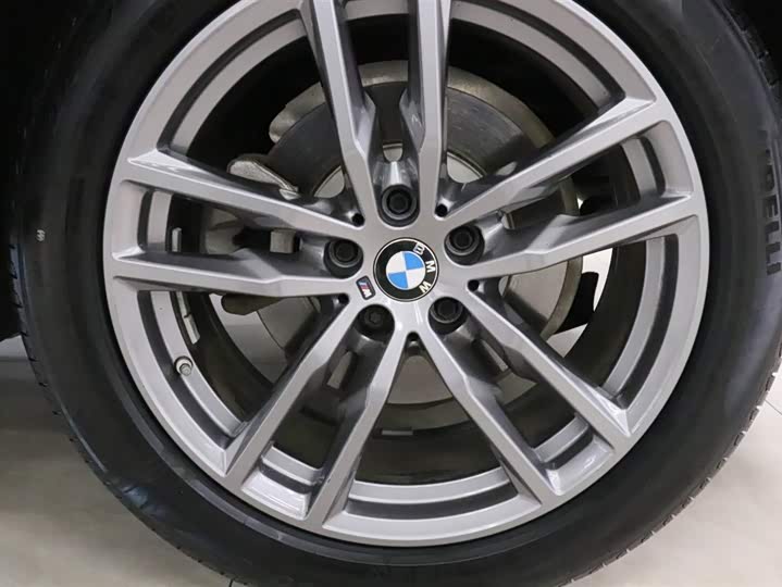 Фото 19 - BMW X3