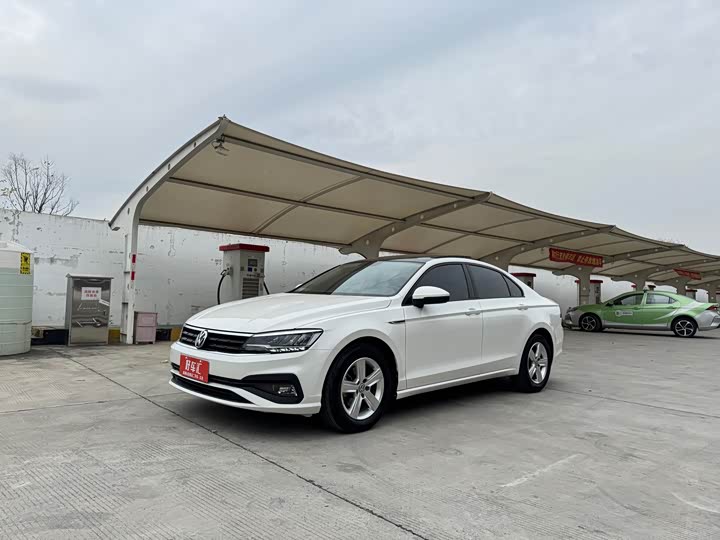 Фото 1 - Volkswagen Lamando L