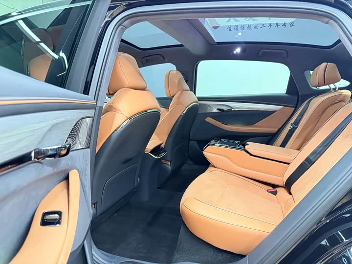 Фото 21 - Voyah Passion