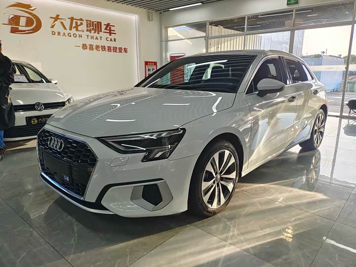 Фото 2 - Audi A3