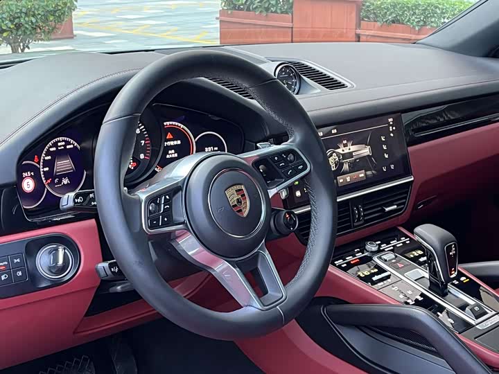 Фото 19 - Porsche Cayenne