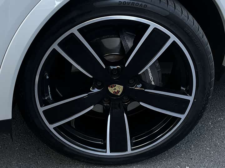 Фото 7 - Porsche Cayenne