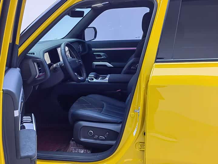 Фото 16 - Changan Deepal G318