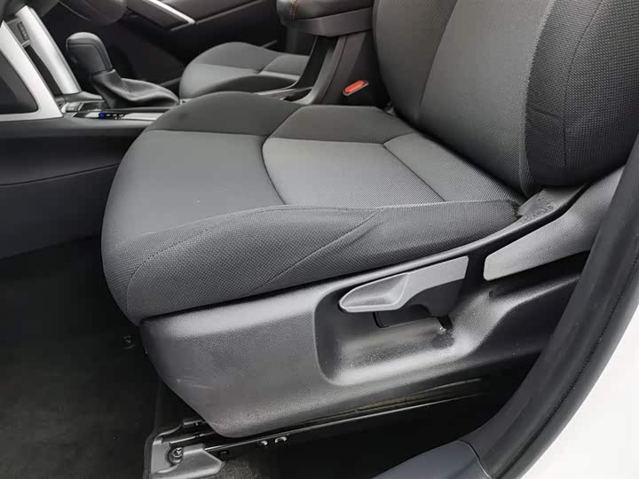 Фото 20 - Toyota Frontlander