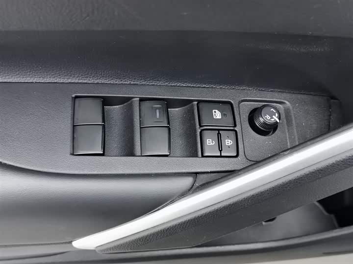 Фото 9 - Toyota Frontlander