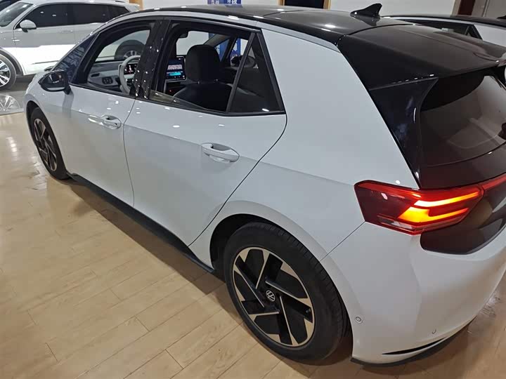 Фото 5 - Volkswagen ID.3