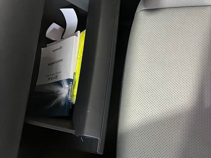 Фото 15 - Toyota Frontlander