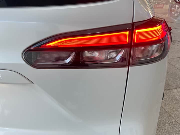 Фото 27 - Toyota Frontlander