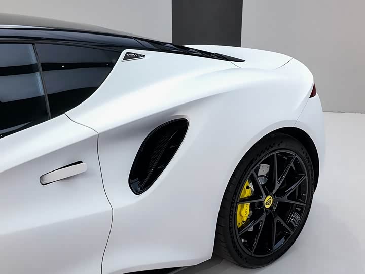 Фото 7 - Lotus Emira