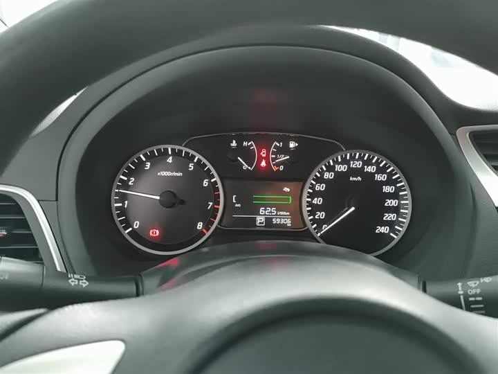 Фото 12 - Nissan Sylphy