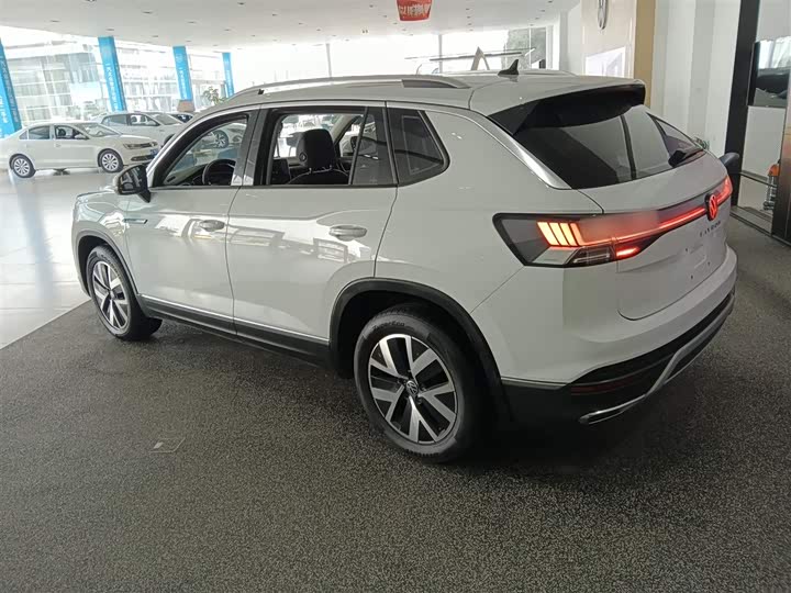 Фото 5 - Volkswagen Tayron