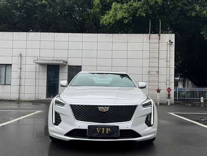 Фото 2 - Cadillac CT6