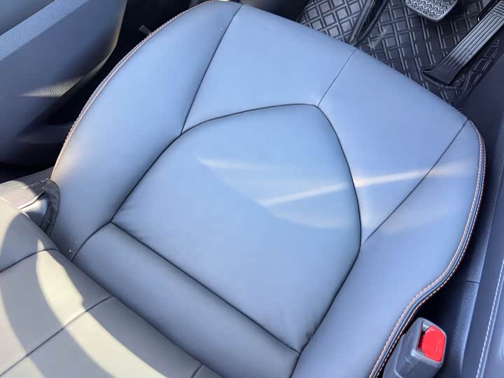 Фото 18 - Toyota Crown Kluger