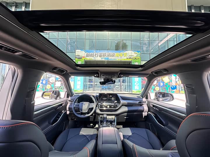 Фото 21 - Toyota Crown Kluger