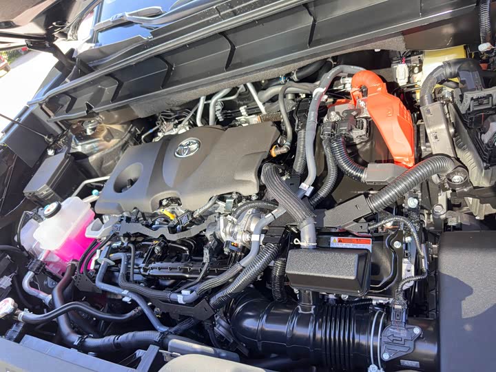 Фото 28 - Toyota Crown Kluger