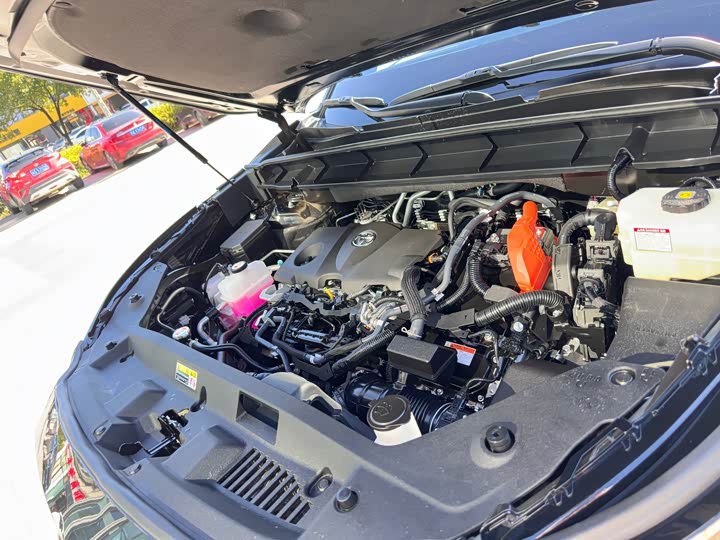 Фото 29 - Toyota Crown Kluger